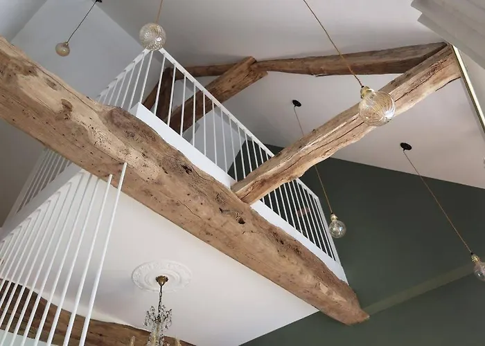 Appartement Le Perchoir De Charme Dans Chateau -spa-