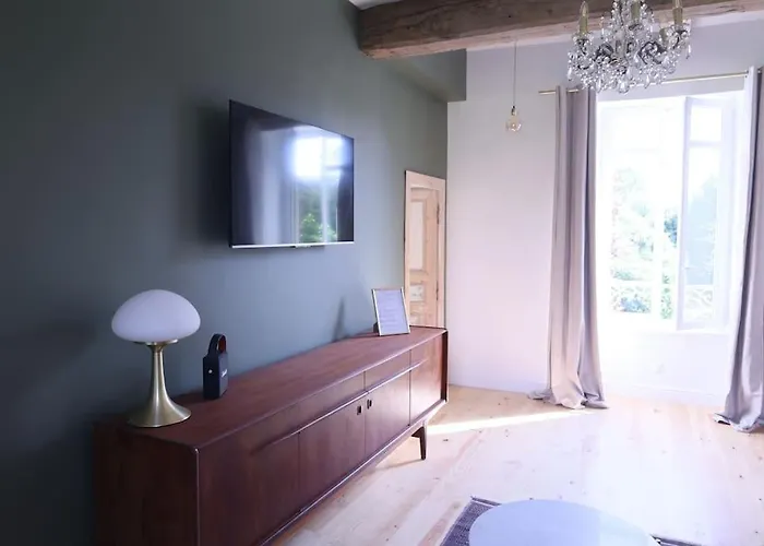 Le Perchoir De Charme Dans Chateau -spa- Brix